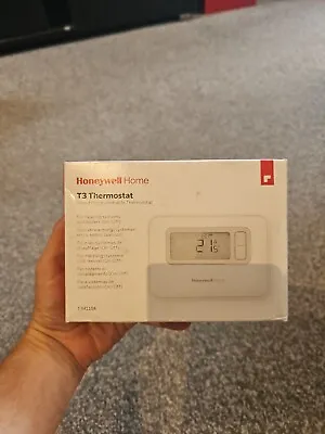 Honeywell T3 Wired Programmable Thermostat T3H110A0066 • £29.99