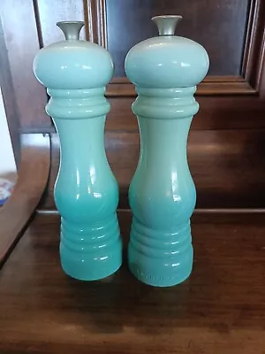 ⭐Super LE CREUSET Salt And Pepper Mills Cool Mint Excellent Discontinued  • £55