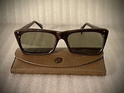 Vintage Retro Made In Italy Ladies Sunglasses With Case In Very Good Condition • $24.99