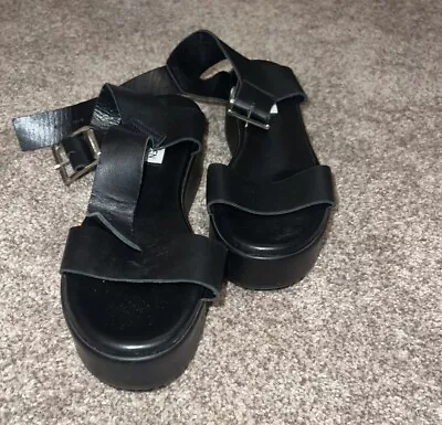 Women's Steve Madden Black Strappy Sandals Size 6 Platform • $8