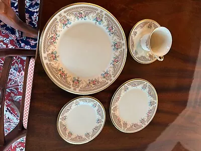 Lenox VERSAILLES China 5 Piece Place Setting - Excellent Condition 2 Available • $64.99