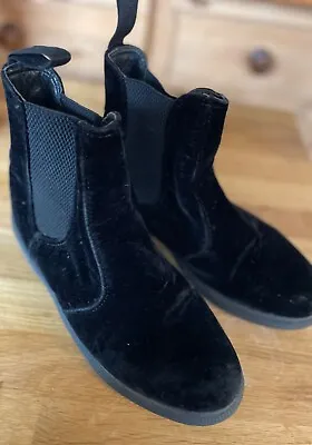 Dr Martens Ladies Black Velvet Chelsea Boots Used Size 5 • £29