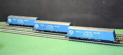 3 X LIMA 8 Wheel Bogie Neill & Brown Group Freight Wagons • £10.50