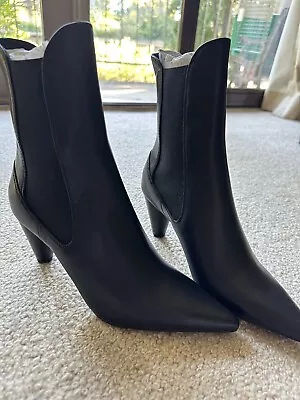 COUNTRY ROAD Black Leather Boots Size 36 (5) NWOB • $65