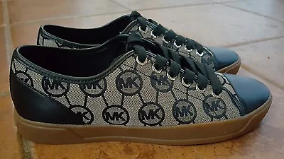 MICHAEL KORS MK LOGO CITY SNEAKERS BLACK Grey Canvas Jacquard Shoes Womens 6.5 • $69.95