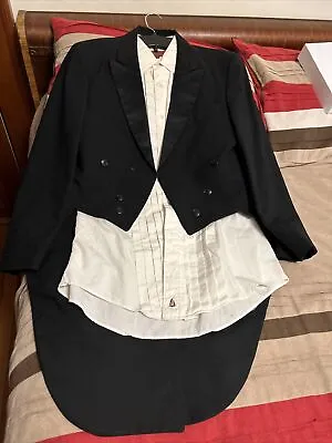 Men's Vintage Tailcoat With Ruffled Cufflink Shirt • $39.99