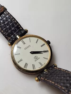 Authentic Vintage Men's Gucci Stack Quartz Watch W/Original Band 30mm White Dial • $0.01