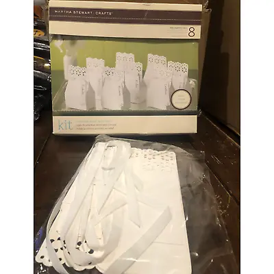 Nwt Martha Stewart Crafts White Embossed Favor Boxes  Kit Of 8 • $9