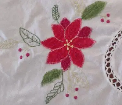 Vintage Banquet Christmas Embroidered Tablecloth Poinsettia Berries Lace Oval • $34.99