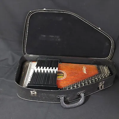 Vintage Oscar Schmidt Autoharp OS- 15B 90608053 1979. With Case • $150