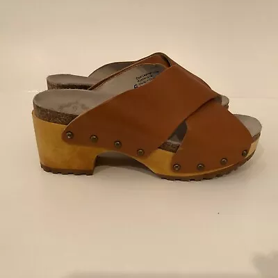 Ecote Tan Leather & Wooden Studded Sandals Clogs ~ Women's Size 6 • $21.95