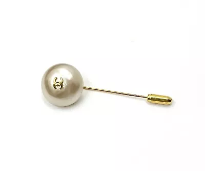 Chanel Vintage Classic Gold Plated CC Faux Pearl Pin • $599