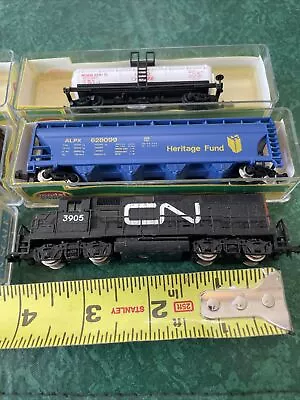 N Gauge Scale CN Locomotive#3905. With 5 Model Power Cars. Tanks/hoppers • $9.98