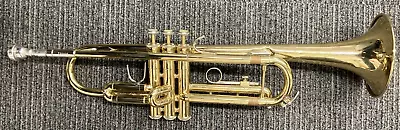 Vincent Bach Tr300 Trumpet With Case (138031-1) • $149.99