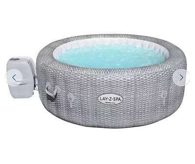 Lay Z Spa Honolulu: NEEDS TO GO ASAP • £350