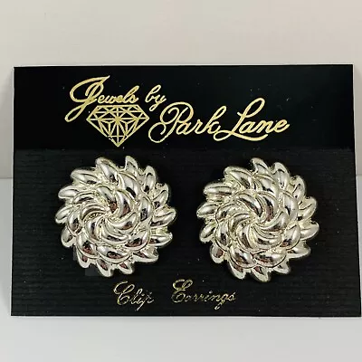 Vintage Jewels By Park Lane Flower Silver Tone Clip On Earrings New Old Stock • $19.99