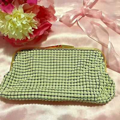 Absolutely Stunning Vintage Mesh Purse/handbag In Cream! Don't Miss Out! • $23