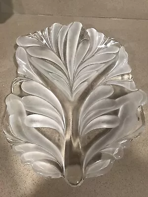 Beautiful Large Mid Century Modern Glass Plate Centerpiece • $27.70