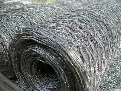 £45.82 • Buy Wire Netting 50 Metres Galvanised Chicken, Rabbit, Garden DIY Mesh Fencing