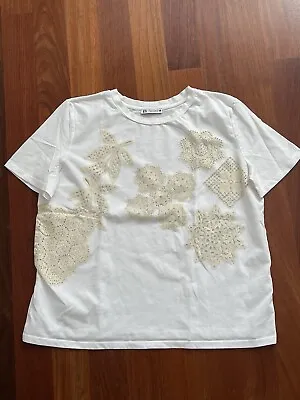 ZARA White Short  Sleeve Crew Neck T-Shirt With Ivory Lace Women’s Size S • $16.99