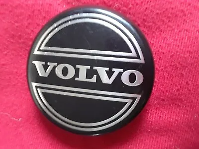 Volvo S70 V70 C70 1998 -2000 Wheei Center Cap. 2 3/8 Inch Diameter  • $4.95