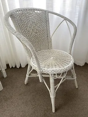 Vintage ‘Shabby Chic’  1940’s Seagrass Wicker & Cane White Chair • $69