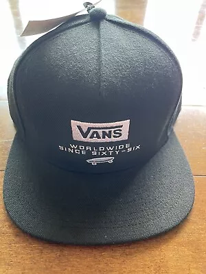 NWT Vans Hat Black SnapBack One Size • $8