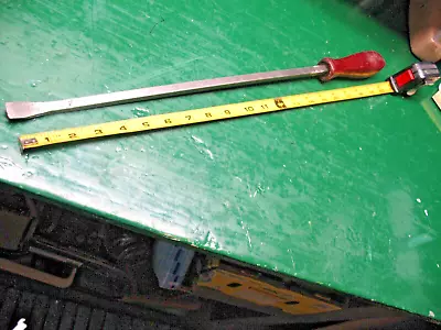 MATCO TOOLS PRY BAR 20'' W/ MAROON HANDLE • $30