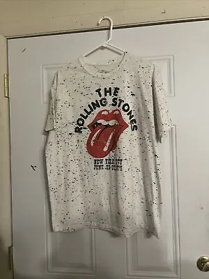 Rolling Stones Mick Jagger White XL T-Shirt Rock Music Band 1975 Concert • $29.99