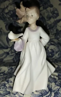 Lladro Golden Memories Daisa Porcelain Girl With Hair Blowing In The Wind/bird • $69