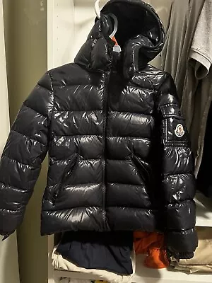 Moncler Kids Bady Slim Short Down Jacket Size 8/ Navy Color • $550