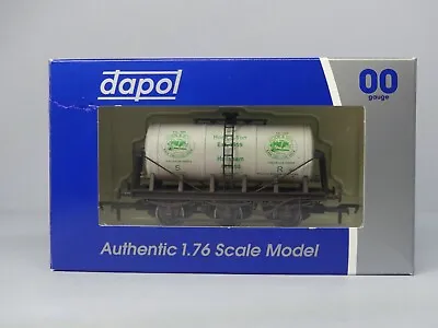 Dapol OO Gauge Hook & Son Hailsham Weathered Milk Tanker Wagon LTD ED  Boxed • £20