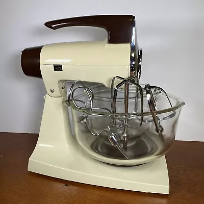 Vintage Sunbeam Mixmaster 12 Speed Blender W/2 Mixing Glass Bowls & Beaters • $75