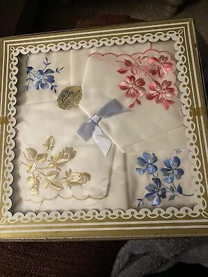 Vintage Boxed Ladies Handkerchiefs Made In Switzerland Cotton Embroidered (3) • $5