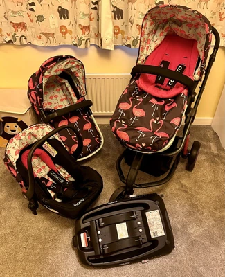 £125 • Buy Cosatto Giggle 2 Travel System