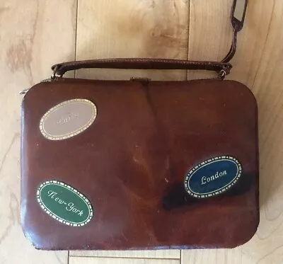 Vintage Mens Travel Vanity Grooming Razor Kit Leather Case New York Paris London • $13.51