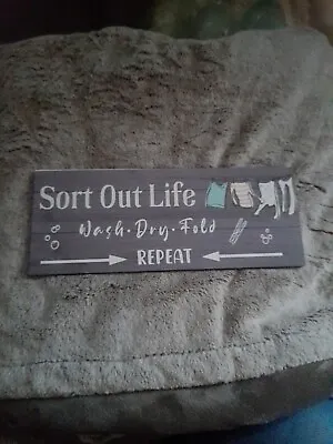 Laundry Wooden Sign • £4.99