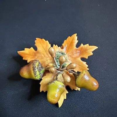 Vintage Autumn/Fall Oak Leaf With Dangling Acorns & Fall Leaves Resin Brooch • $9.95