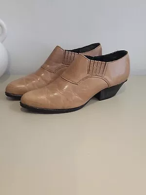 Vintage Capezio Leather Low Western Block Heel Ankle Cowboy Boots UK 7 US 9M • £35