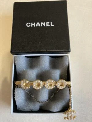 $359 • Buy Vintage CHANEL Pin Brooch COCO Logo COCO Mark Faux Pearl Gold Chain 4.6cm × 6cm