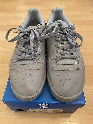 Men’s Adidas Yeezy Powerphase Calabasas Grey Trainers With Box. Size UK 6. • £55