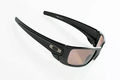 Oakley Sunglasses Fuel Cell Polished/Matte Black W/OO Grey Polarized  OO9096-21 • $126