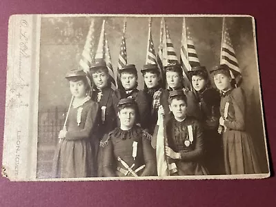 1880’s Leon Iowa Patriotic Group Shot Young Ladies W/Flags In Military Attire • $36.75