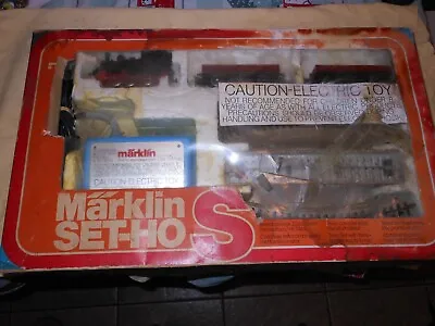 Marklin HO Gauge 0967A Train Set- 2 Flat Cars With Transformer And Track  • $75