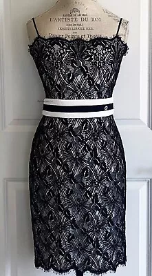 New 17p Chanel White Black Lace Cc Logo  Dress 38 • £854.19