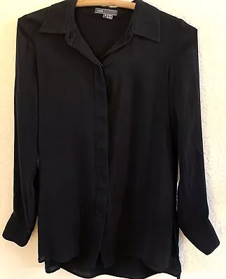 Vince Silk Blouse Shirt Button Down Long Sleeve Black Womens Size 4 Long Sleeve • $29