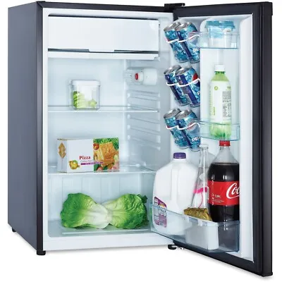 Avanti  Refrigerator/Freezer RM4416B Avanti RM4416B 079841044160 • $603.71