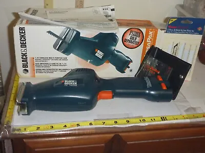 Black & Decker VP650 VersaPak MULTI-PURPOSE SAW - Tool & 4 Blades Only - Works • $14