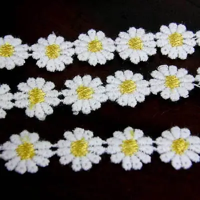 White & Yellow Daisy Lace Trim X 1m Flower Sewing Dressmaking Edging  12mm LC15 • £3.99