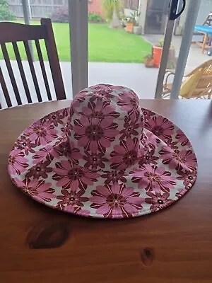 Country Road Pink Floral Bucket Sun Hat Women's  Reversible Clothing  • $35